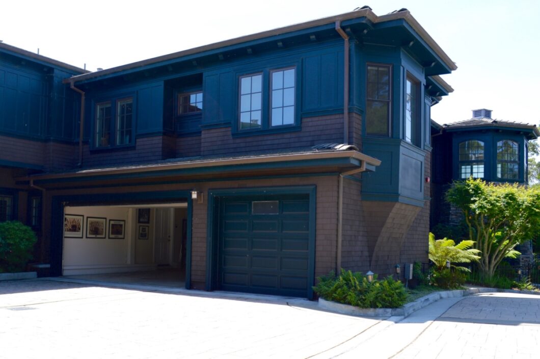 14812222 52 De Silva Island Dr