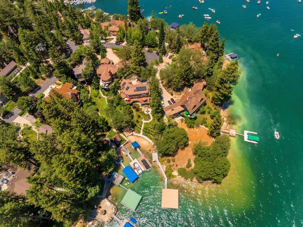 14812421 721 Oak Point (Represented Seller)