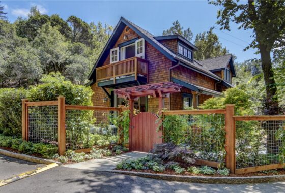 14812587 18 Canyon Road