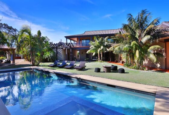 14812703 6648 Zumirez Drive