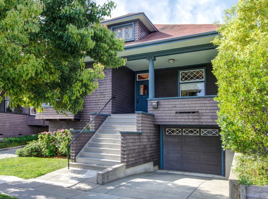 14812870 125 King Street