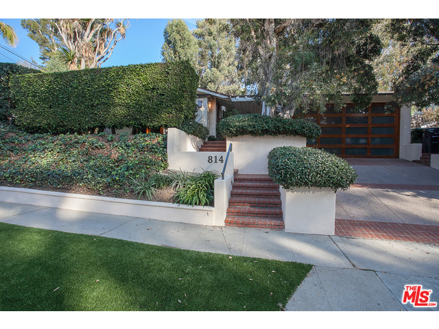 14813446 814 Bienveneda Ave