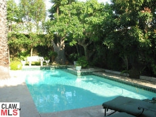 14813470 621 15th St