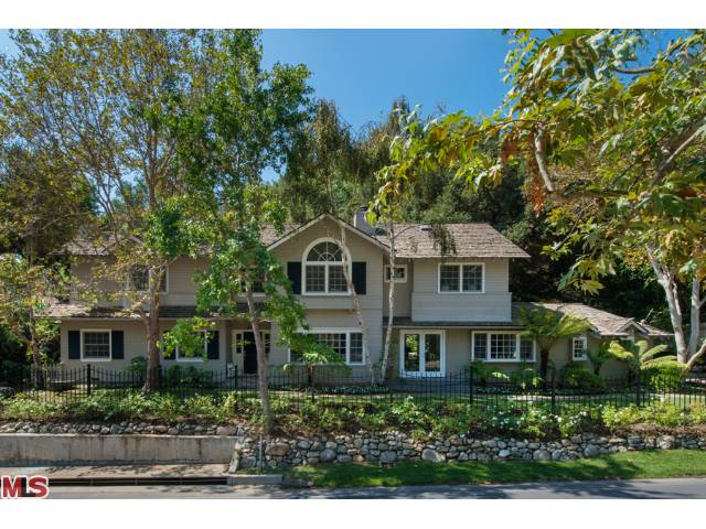 14813481 2055 Mandeville Canyon Rd