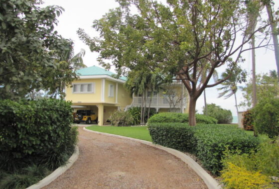 14813577 76190 Overseas Highway