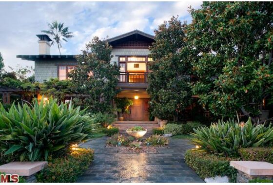 14814386 607 Georgina Ave