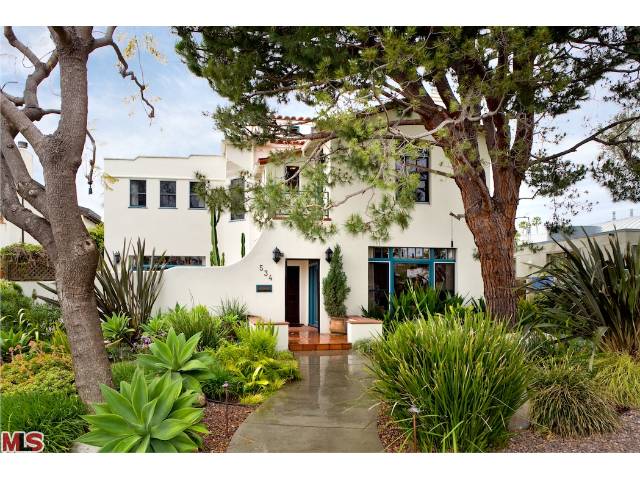 14814394 534 10th St
