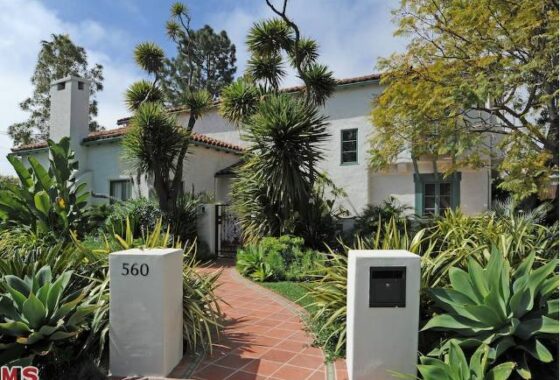 14814403 560 16th St