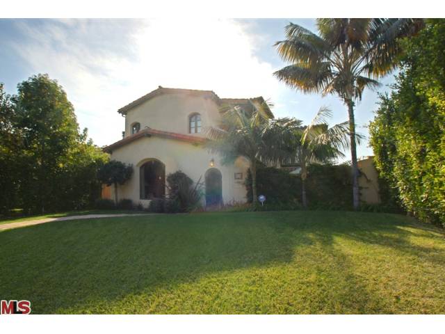 14814429 854 23rd St