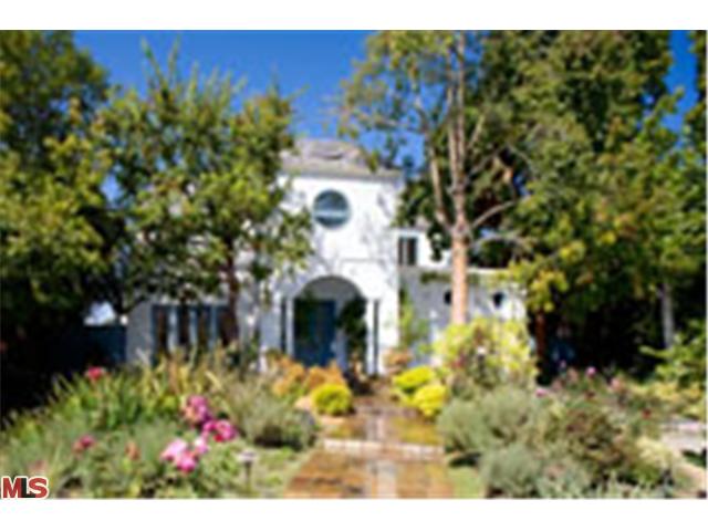 14814437 104 Larkin Pl