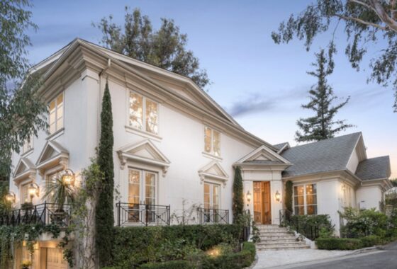 14814446 525 S Westgate Ave