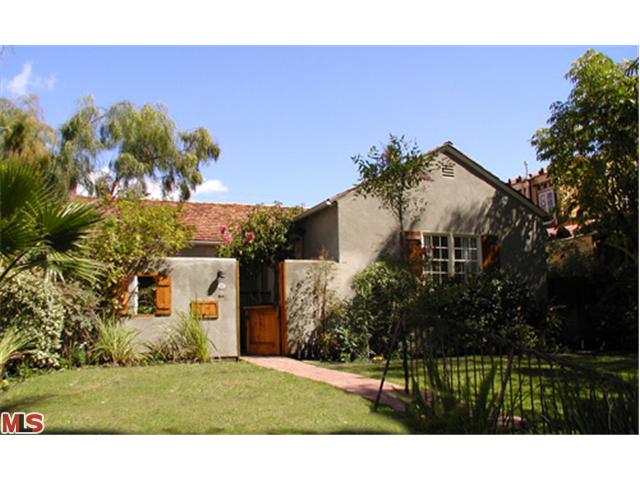 14814448 303 15th St