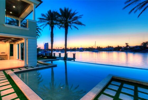 14815663 1301 E Lake Dr