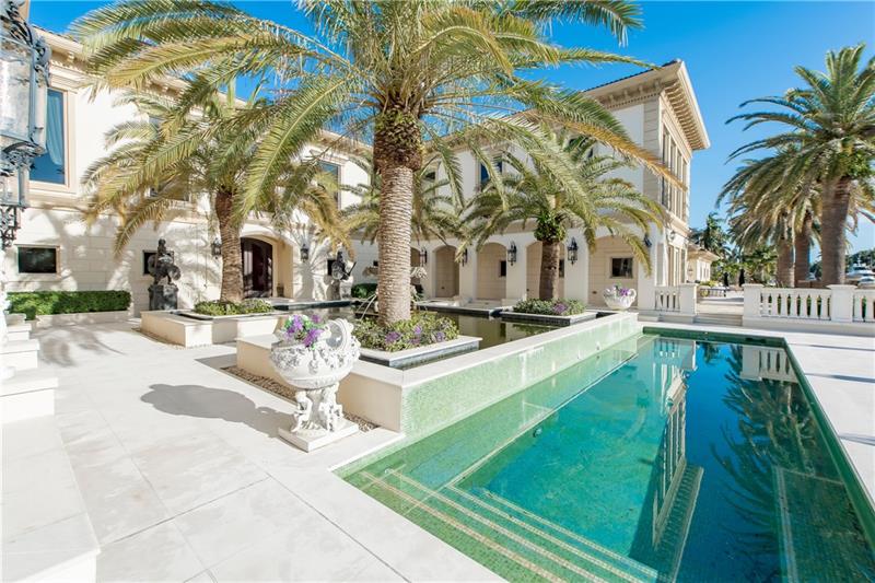 14815667 315 Royal Plaza Dr