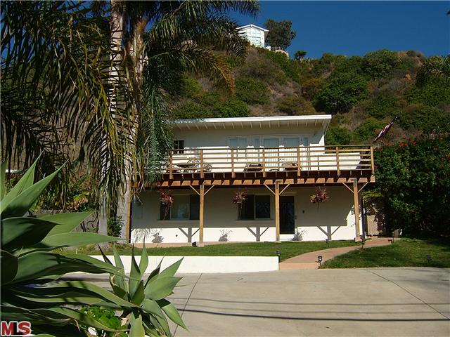14815794 3938 Las Flores Canyon Road