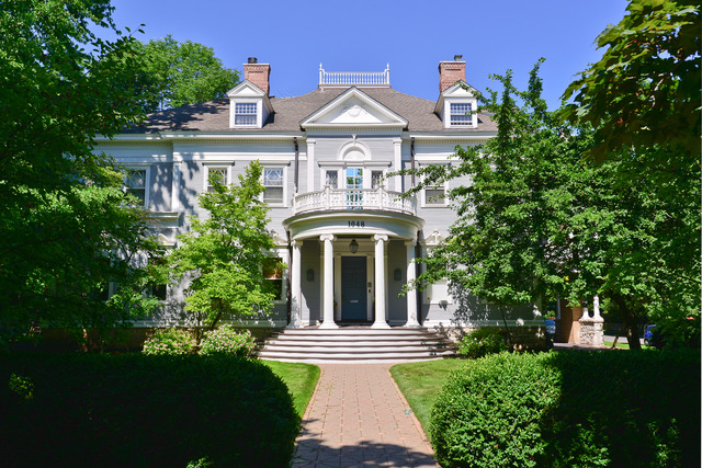 14816696 1048 Forest Ave