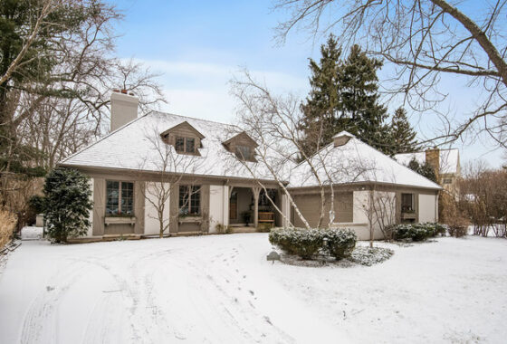 14817112 2618 Sheridan Rd
