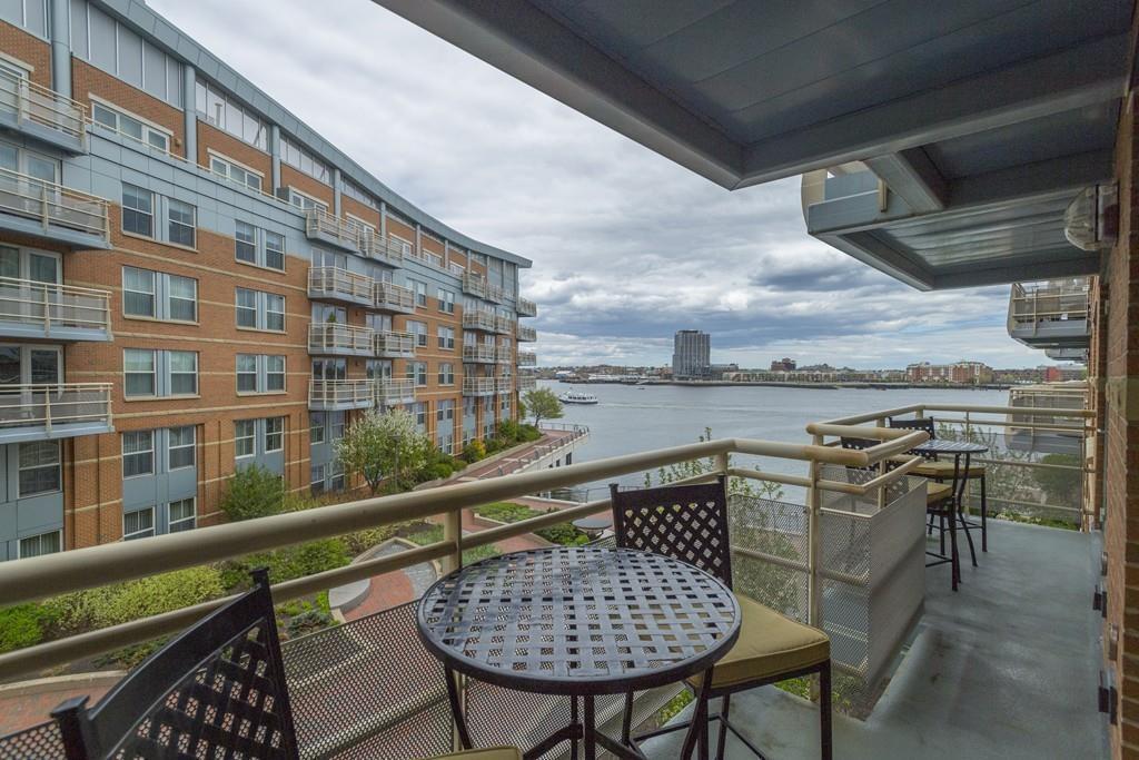 14817289 4 Battery Wharf