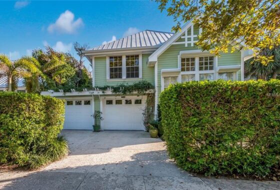 14817726 134 Half Clove Court
