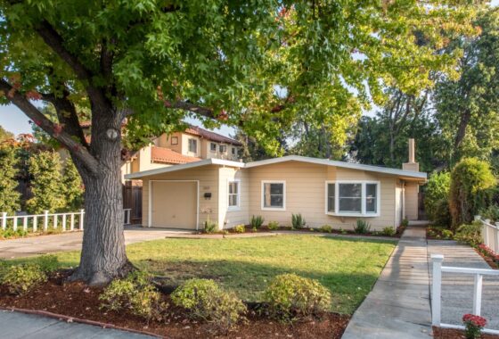 15418C1636942733941 3217 Waverley Street