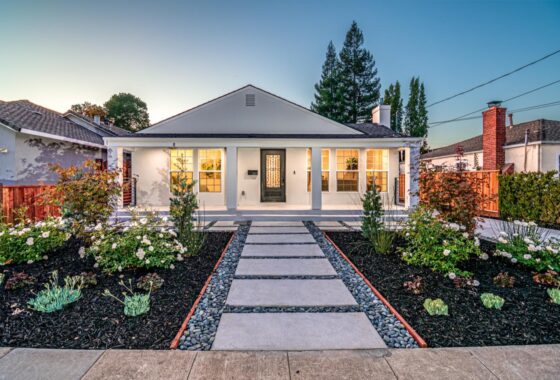 15418C1636950040979 280 Matadero Avenue