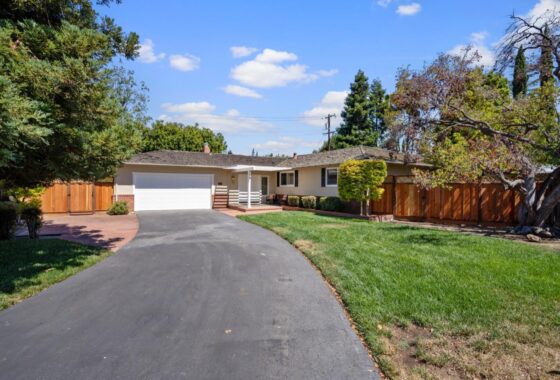 15418C1636956404571 13090 Lorene Court
