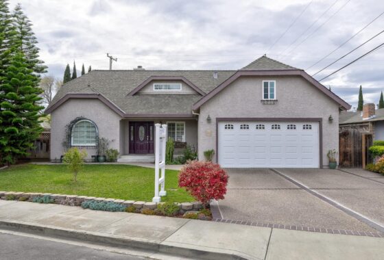 15418C1636962430281 2128 Ventura Place
