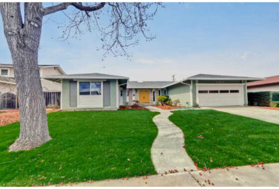 15418C1636971448103 1495 Valcartier Drive