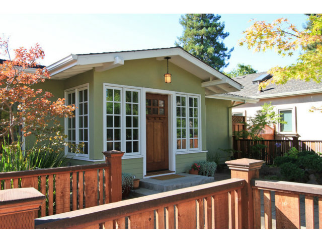 15418C1636971956409 819 Oregon Avenue
