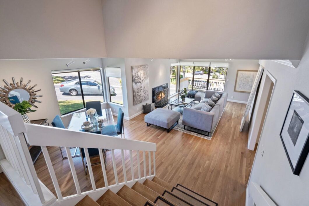15418C1637026259573 16 Azalea Lane