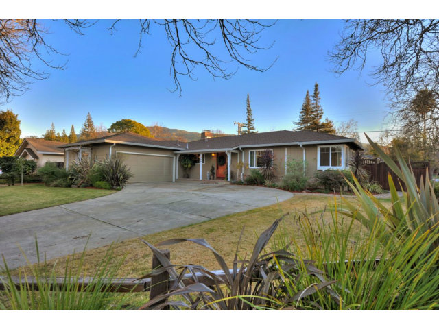15418C1637026759844 300 Kennedy Road