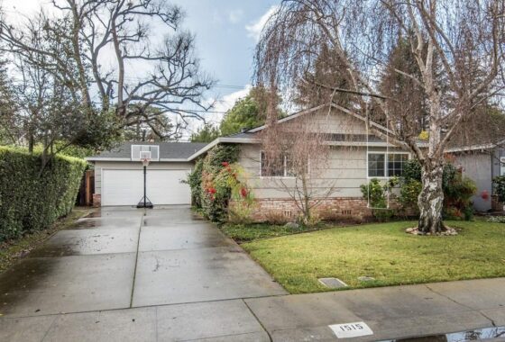 15418C1637027893895 1515 Gilmore Street