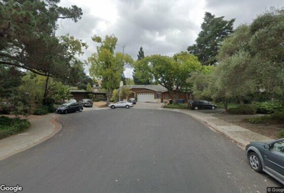 15418C1637042215045 470 Carolina Lane