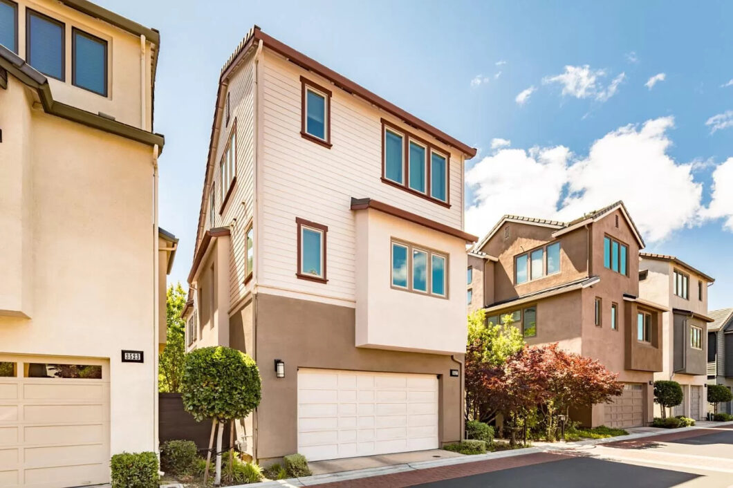15418C1637043009047 3527 Alma Village Cir