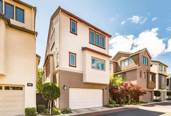 15418C1637043009047 3527 Alma Village Cir