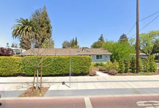 15418C1637048385887 2599 Louis Rd
