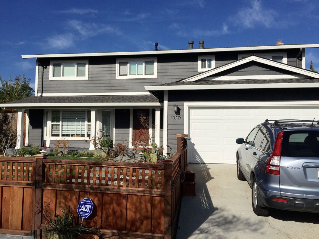15418C1637050217808 1559 Montellano Dr