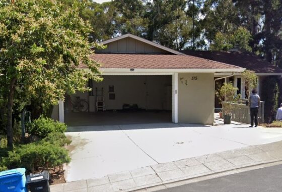 15418C1637050764374 515 Davey Glen Rd