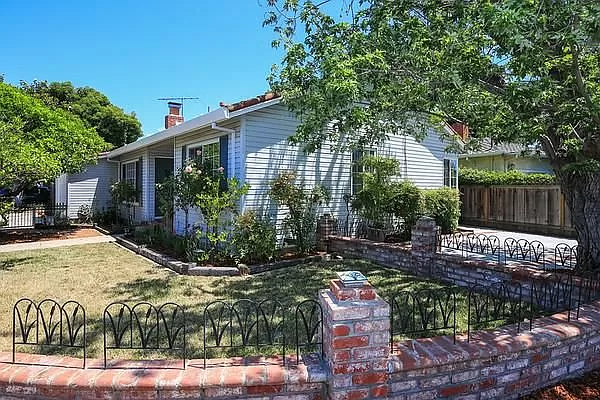 15418C1637051034832 1119 Miramonte Ave