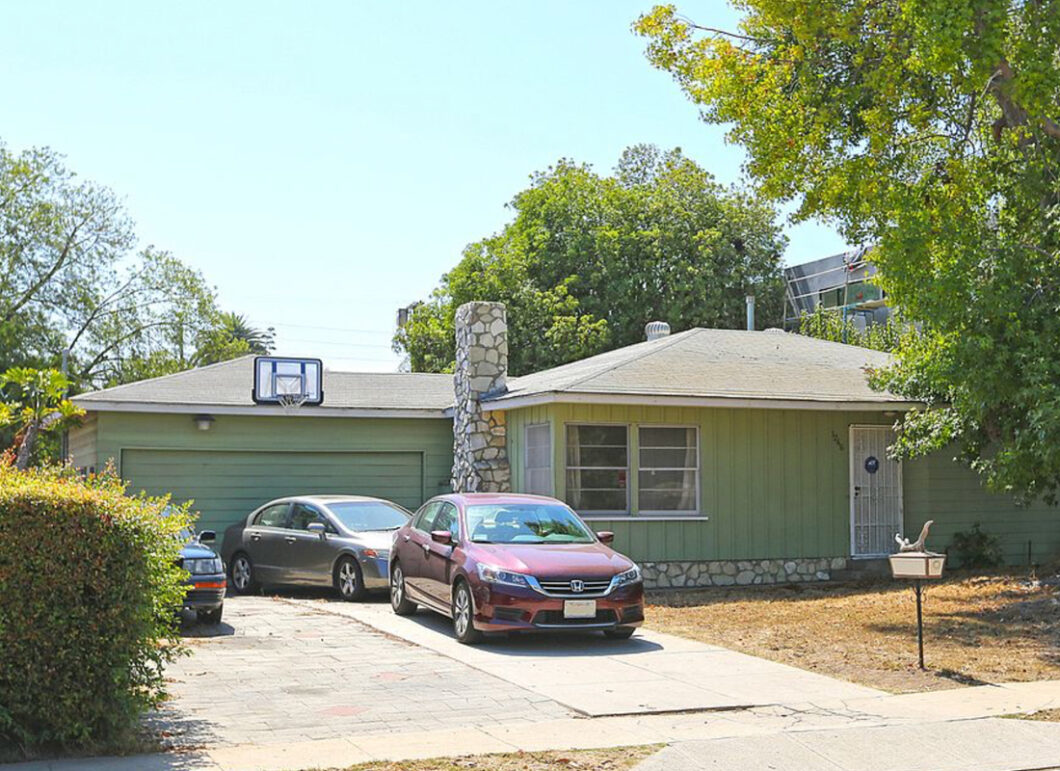 16847C1598991917418 1246 Preston Way