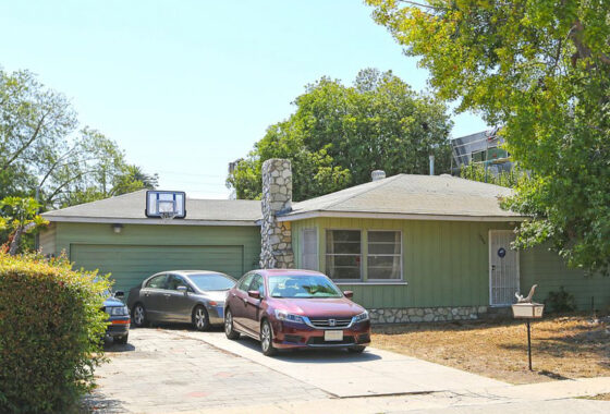 16847C1598991917418 1246 Preston Way