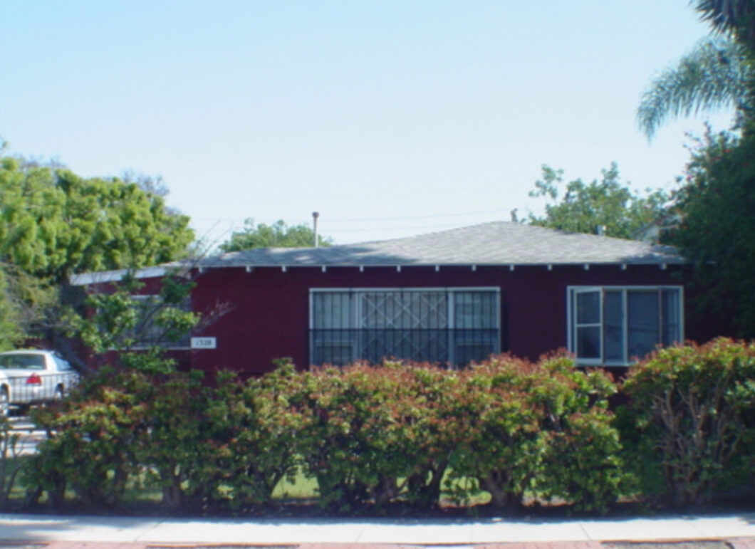 16847C1599172532365 1328 Preston Way