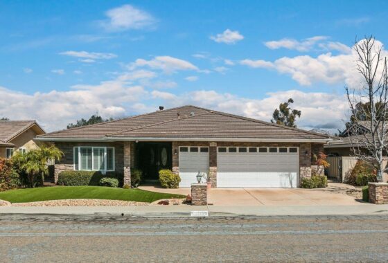 18397C1733354367348 12155 Bajada Rd.