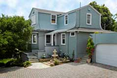 1844 1808 Loma St.