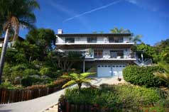 1846 1010 Roble Lane