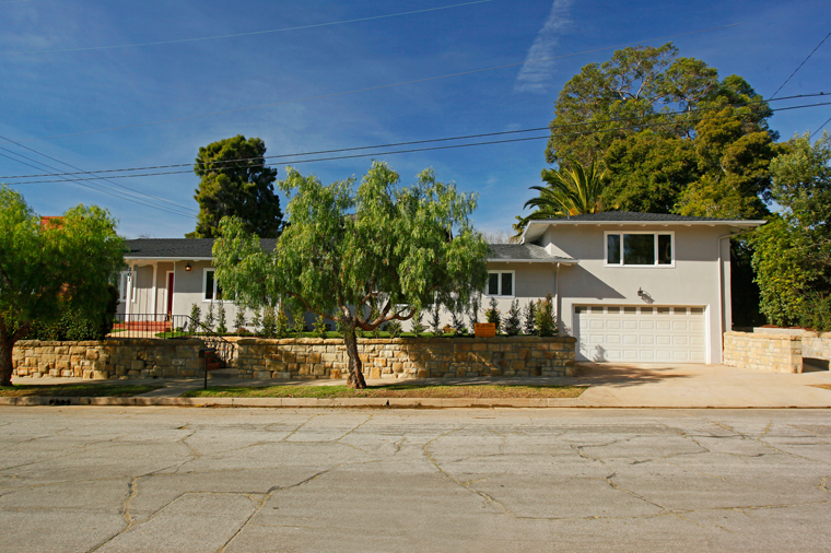 1853 201 E. Pueblo