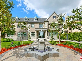 18806C1682363397183 129 Fremont Pl