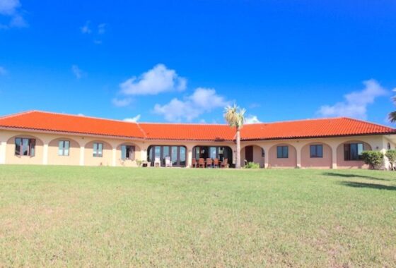 19193C1630090244893 Secure Canalfront Home in Grand Bahama