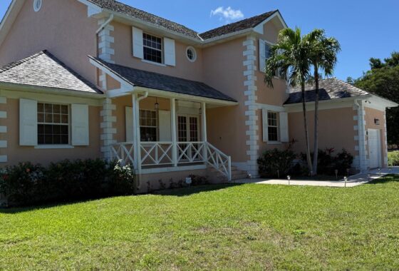 19193C1775241885055 Beachfront in Fortune Cay
