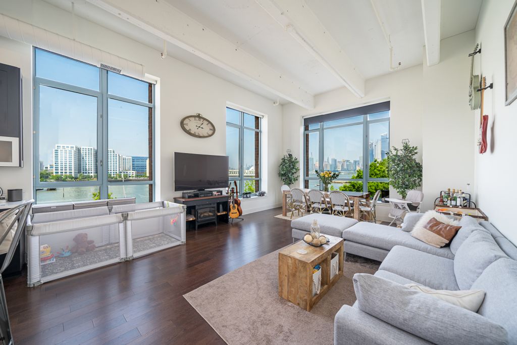 1971C1654701594132 1500 Garden St 3F